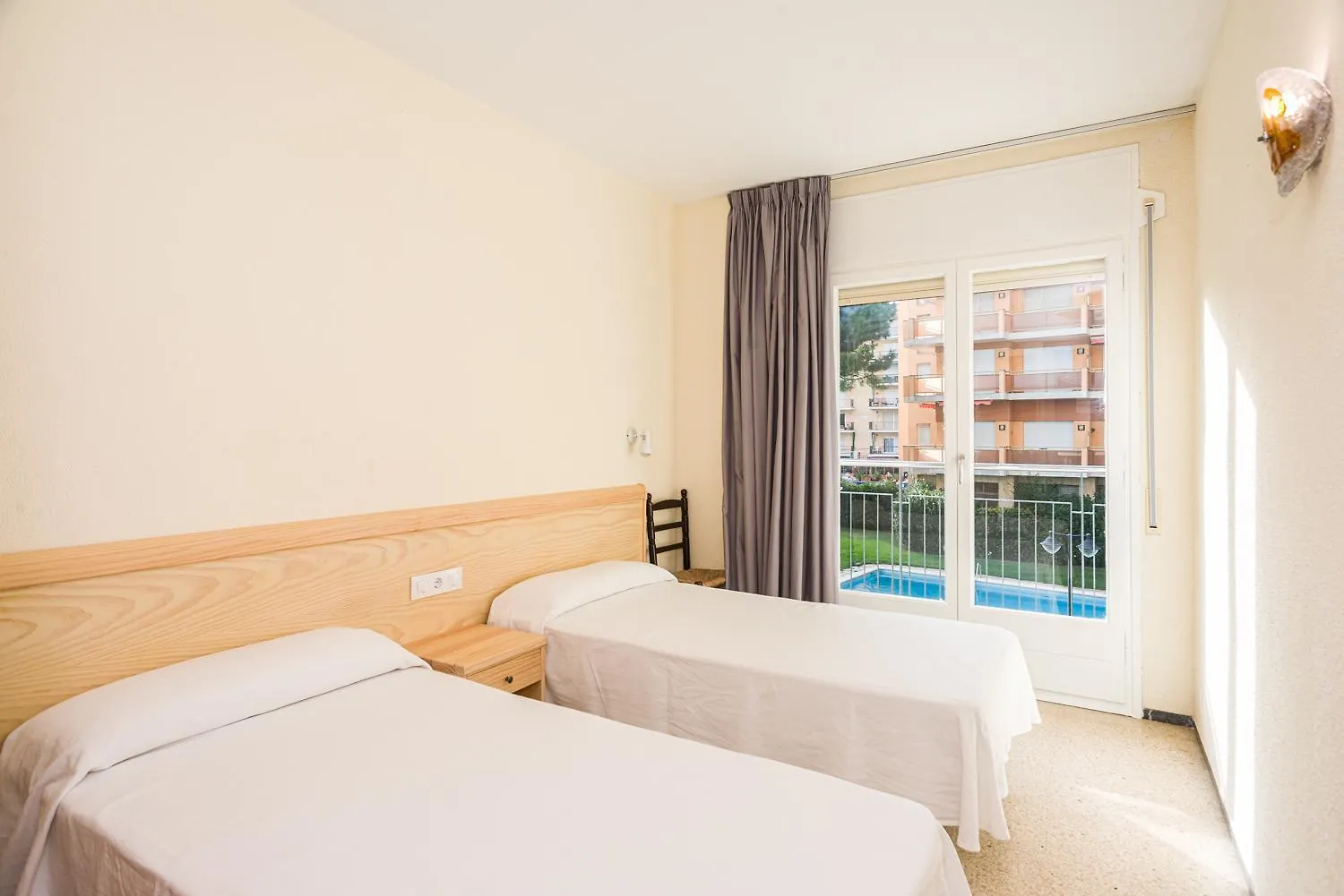 Apartamentos Blanes-Condal Costa Brava 0*, Blanes