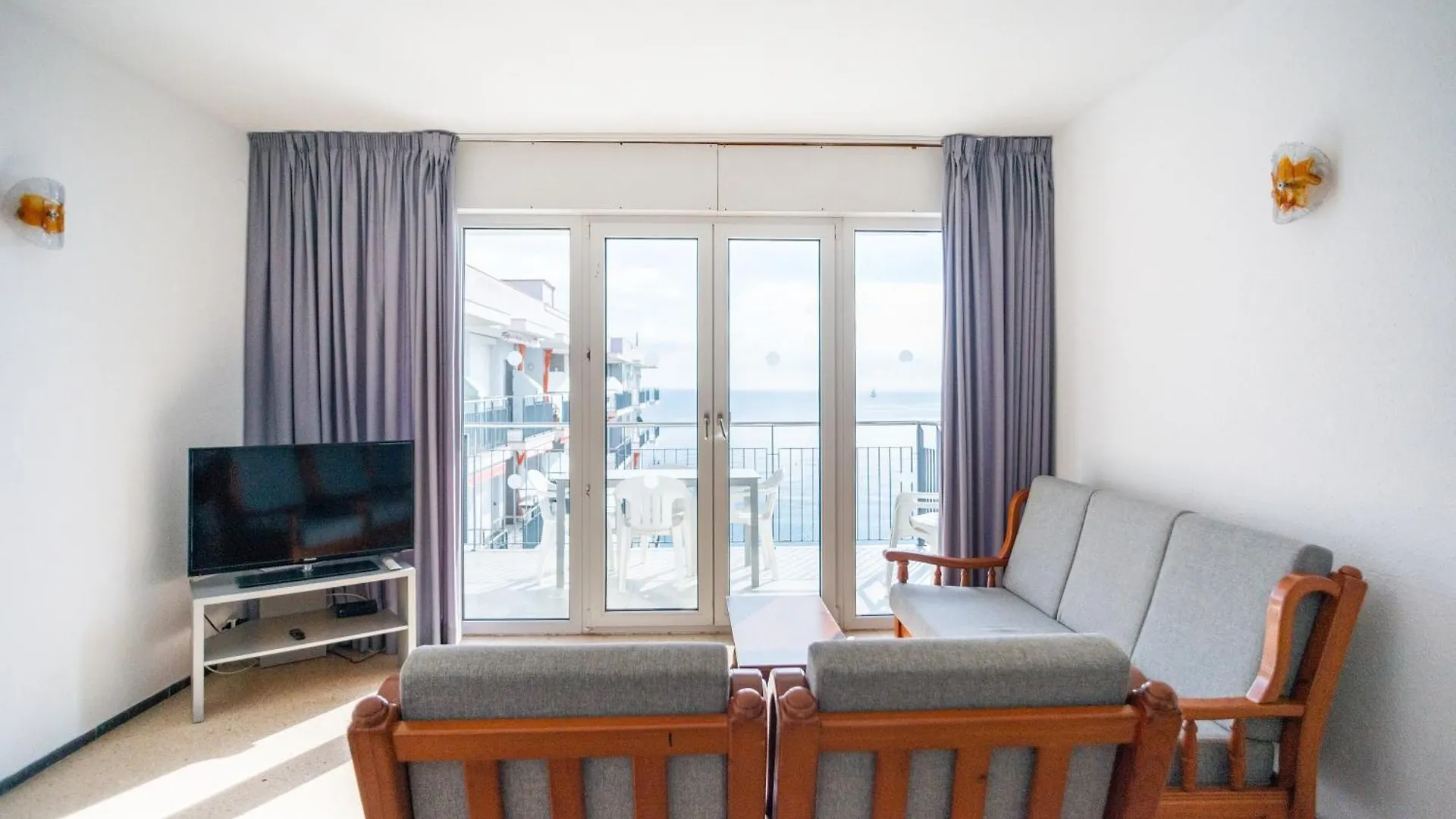 Apartamentos Blanes-Condal Costa Brava 0*, Blanes