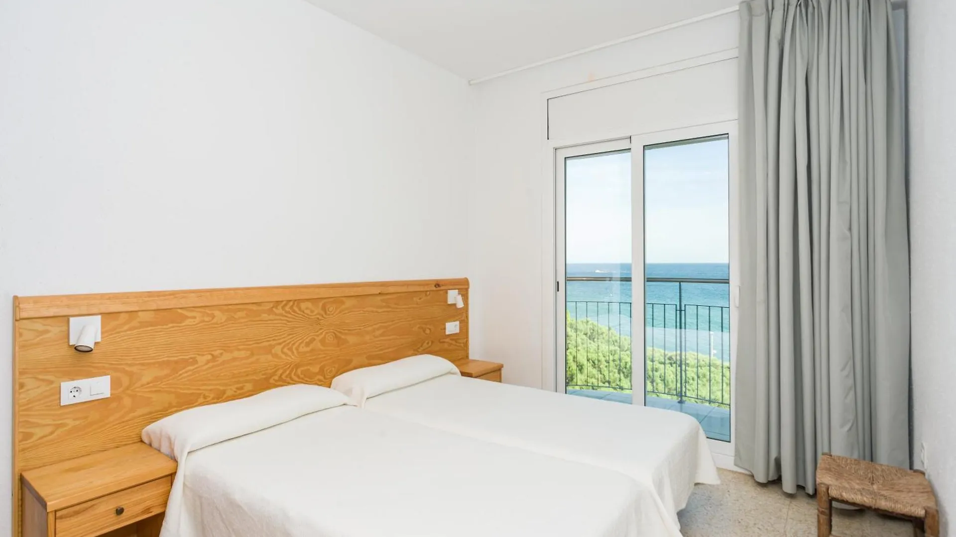 Apartment Apartamentos Blanes-Condal Costa Brava Spain